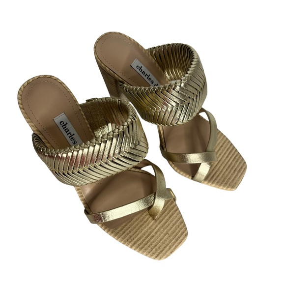 NWT Charles David Horation Gold Metallic Leather Block Heel Sandal Size 7 NIB - Picture 5 of 11